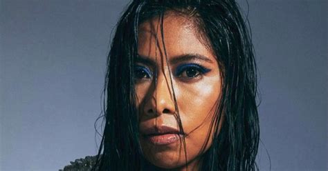 Yalitza Aparicio posa en revista para hombres (FOTOS).